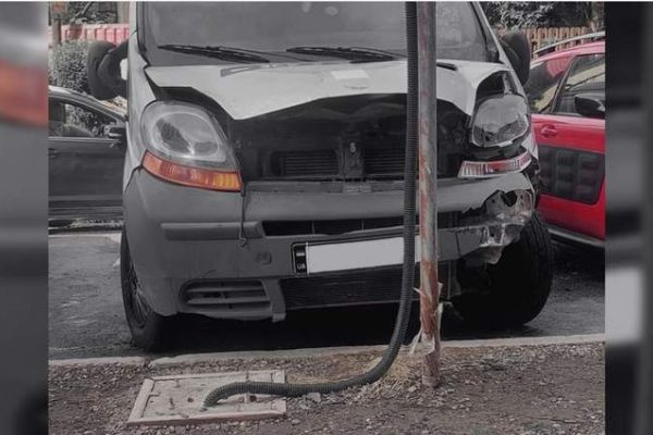 В Одесі спалили авто військових