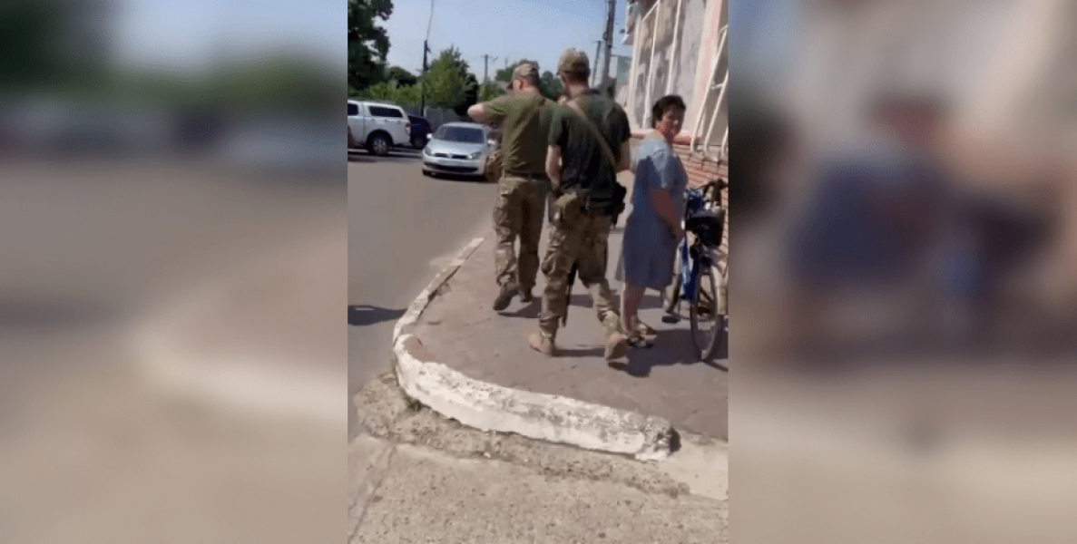 Вручення повісток в Рені