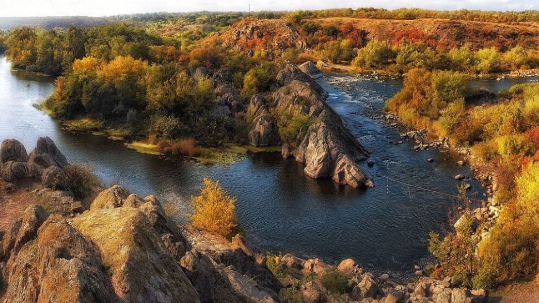 Незаконна приватизація Бузького Гарду