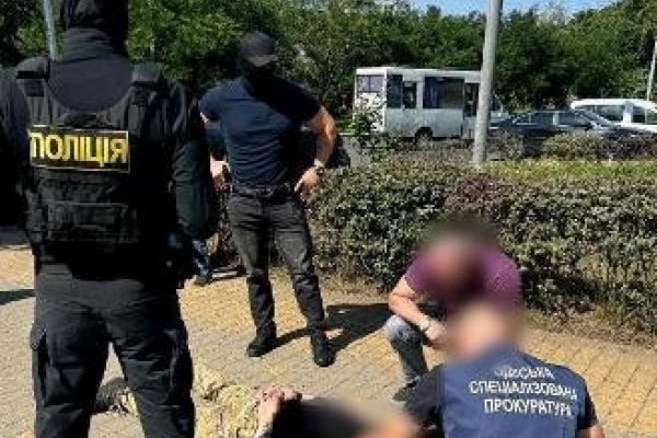 В Одесі знову затримання у військовій частині