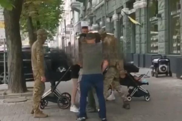 Побиття військового в Дніпрі