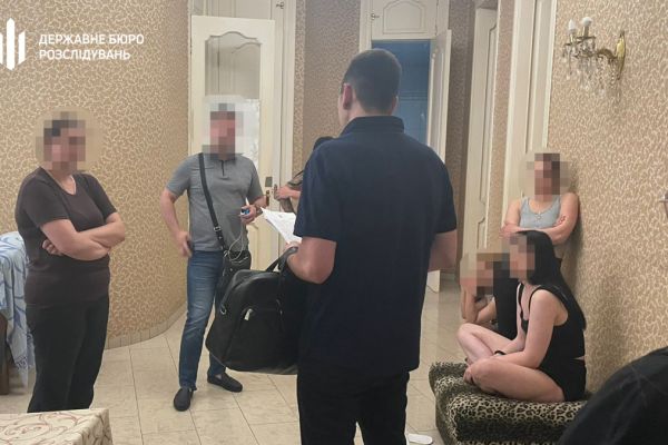 Поліцейський в Одесі відкрив борделі