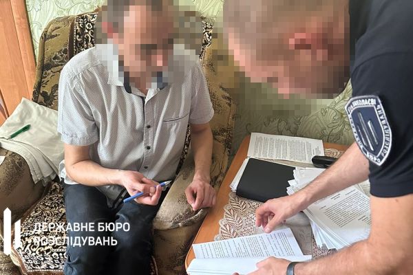 Поліцейський в Миколаєві зливав інформацію про померлих