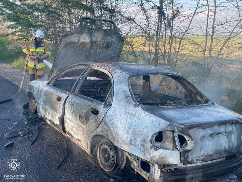 Горів автомобіль у Миколаєві