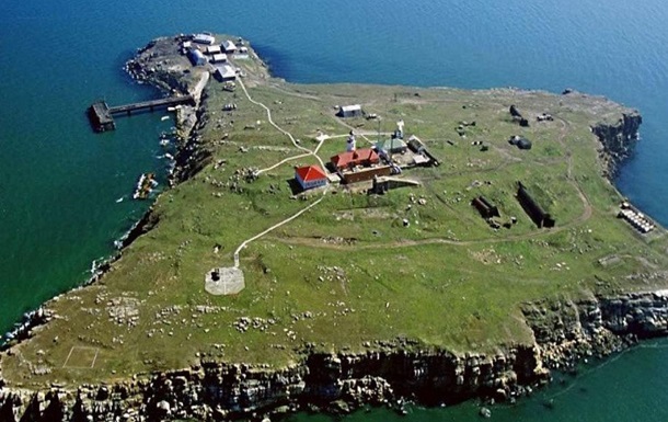 Остров Змеиный до оккупации