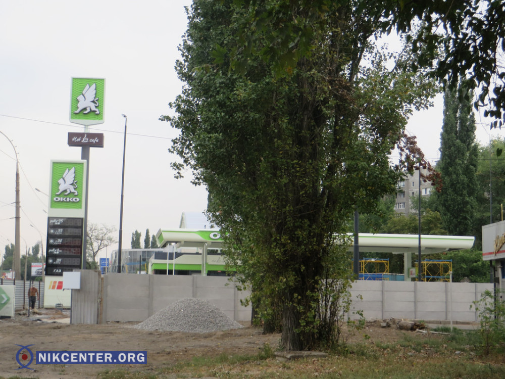 Строительство по ул. Генерала Карпенко третьей АЗС