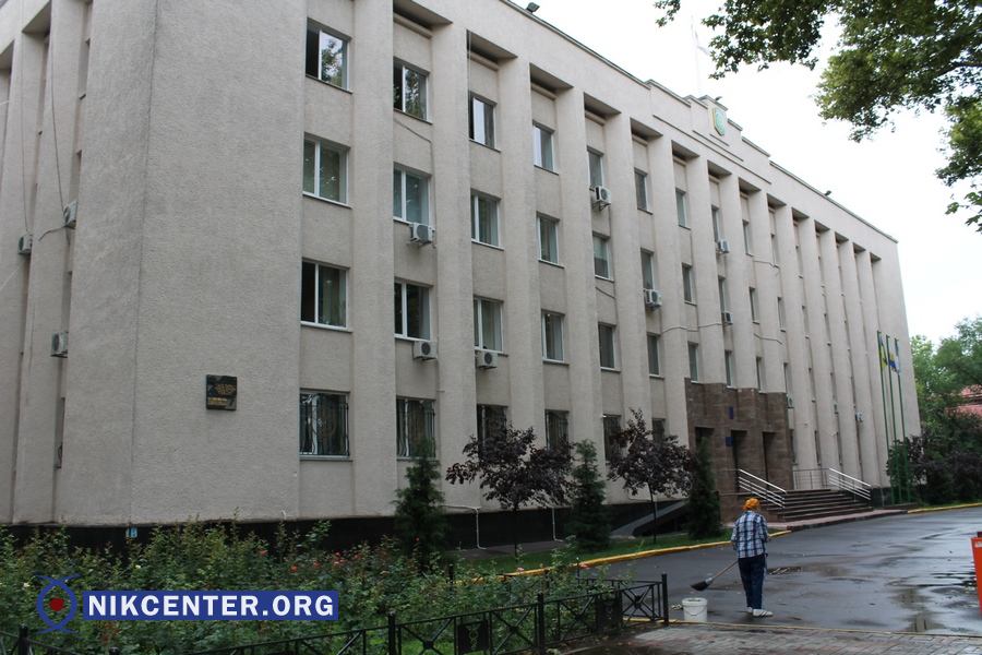 Налоговая тоже - в ажуре