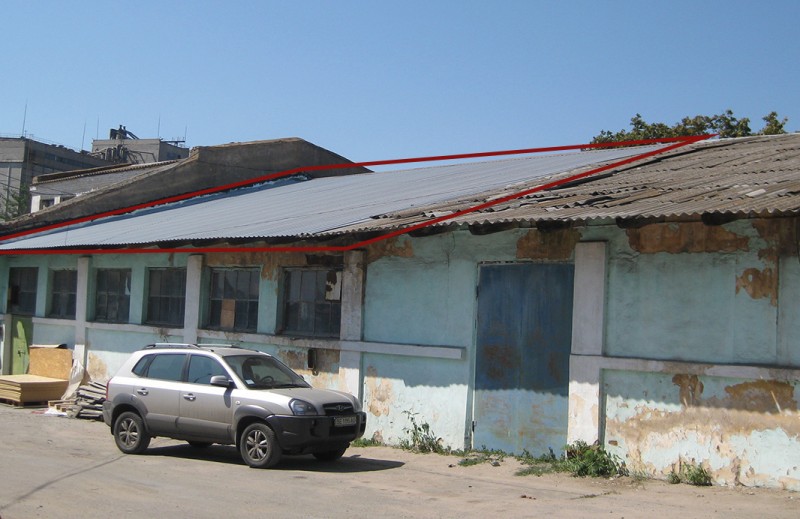 Ремонт крыши стоимостью примерно 100 тыс. грн.