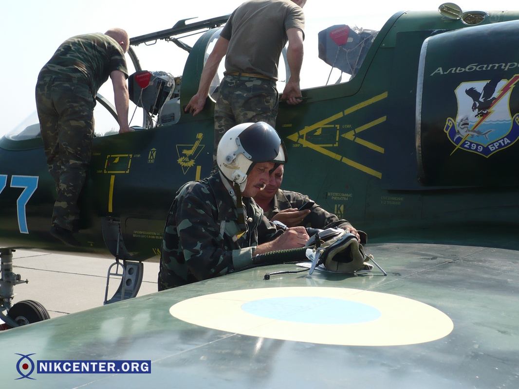 Командир авиабригады полковник Помогайбо учил подчиненных по принципу: делай как я