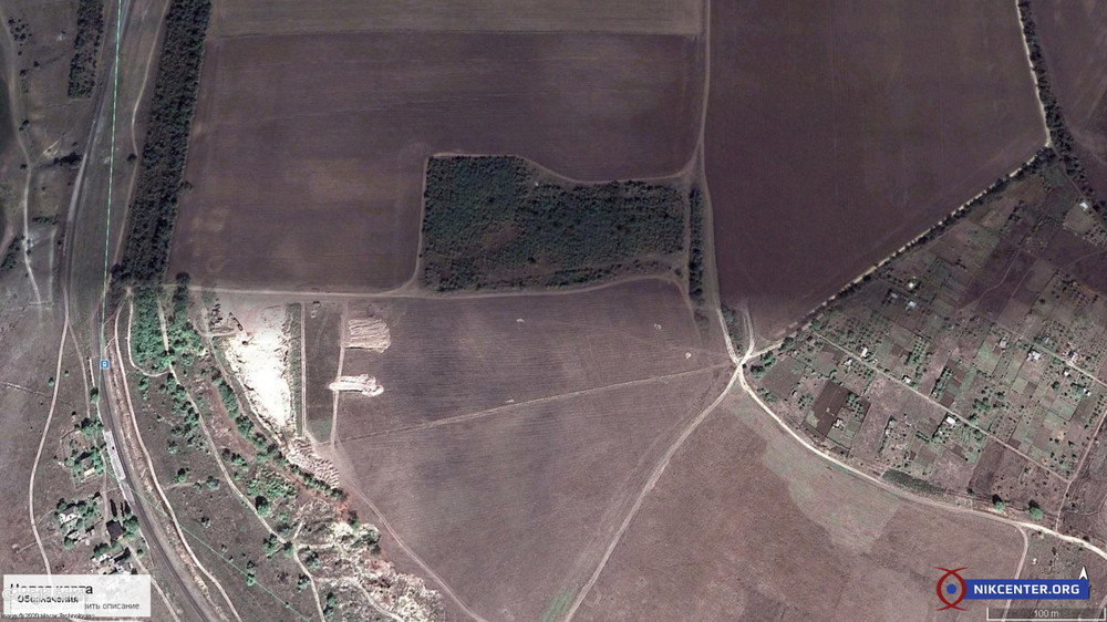 Первый карьер, которым занимался Леонтович. Снимок 2009 года - карьер еще небольшой