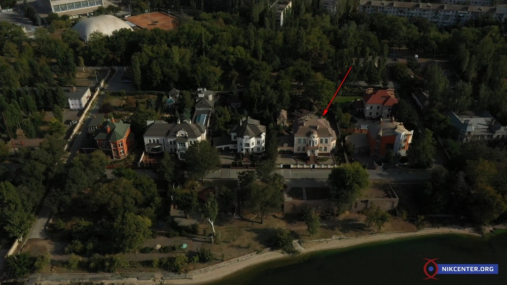 Депутат Рустамджан Садридинов живет в доме, который не указан в его декларации