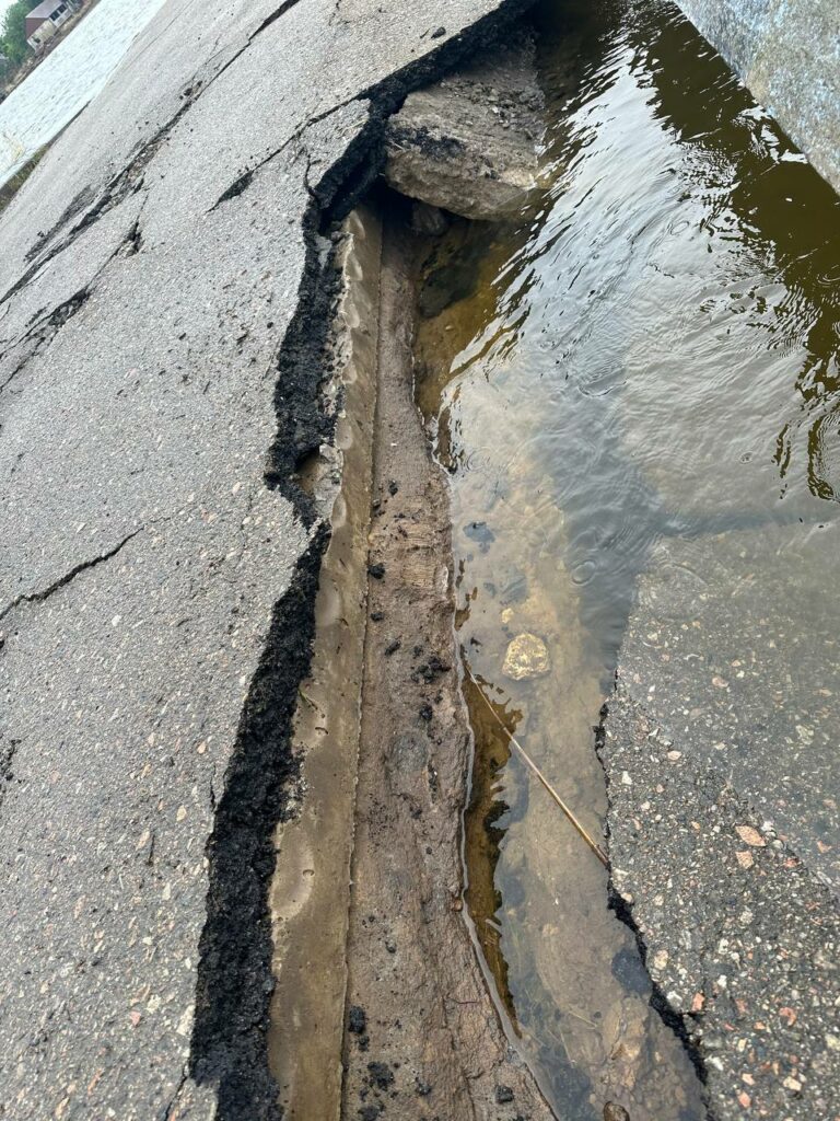 Затоплення проїзду в Снігурівці