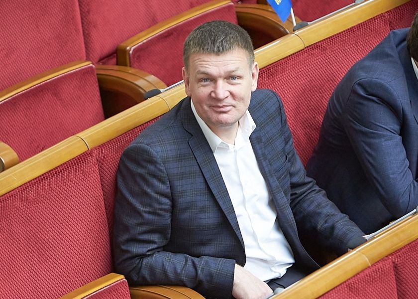 Народний депутат привласнив 320 га землі