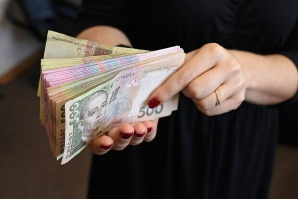 На Миколаївщині судитимуть працівницю ДВС